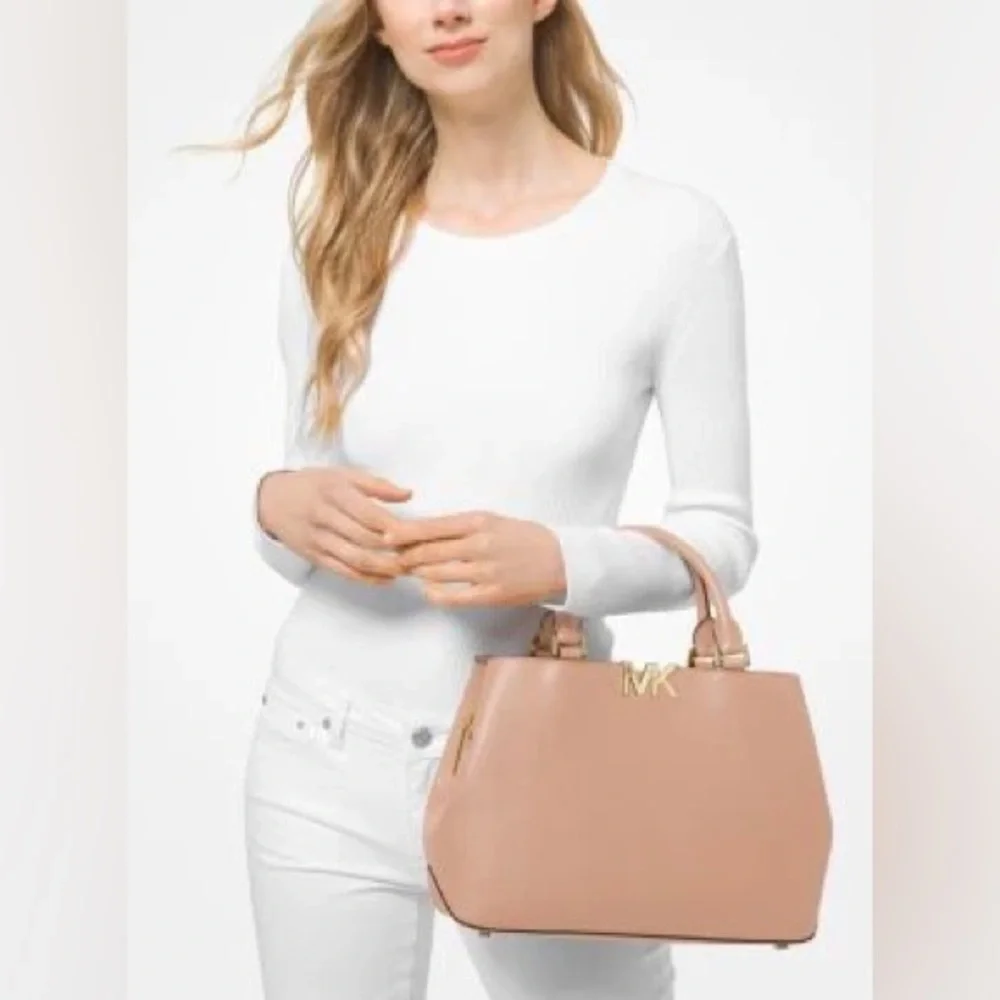 MICHAEL KORS Florence Medium Saffiano Leather Tote